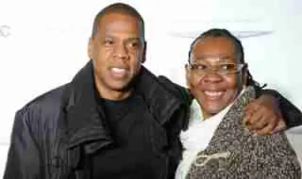 Jay Z Sings About His Mother Being A Lesbian In New Song